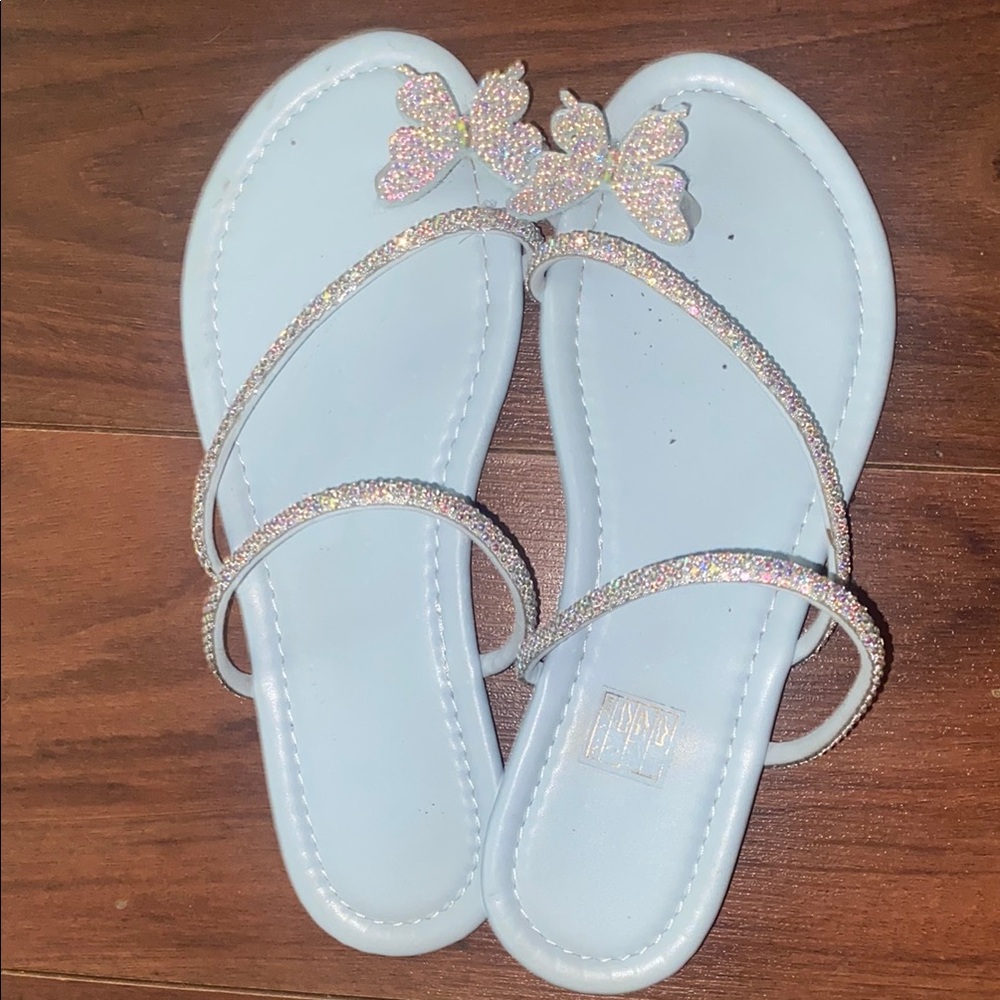 LIGHT 💡 BLUE BUTTERFLY 🦋 RHINESTONE SANDALS